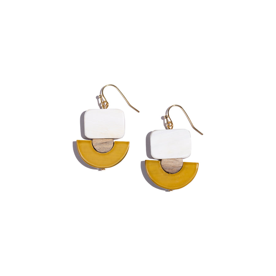 Mika Earrings in Gold Horn